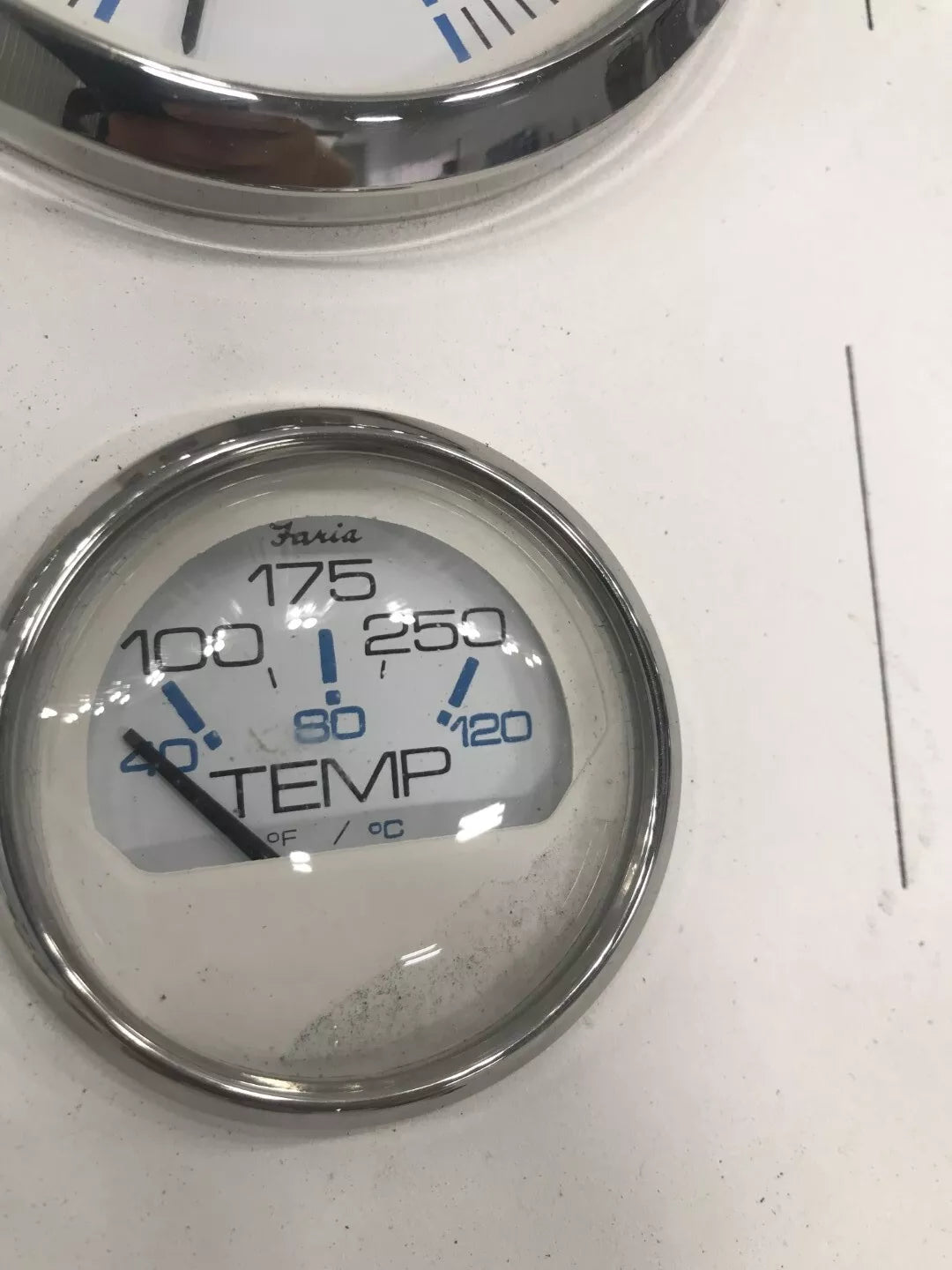 2" Water Temp Gauge 100-250ºF - Fa13804