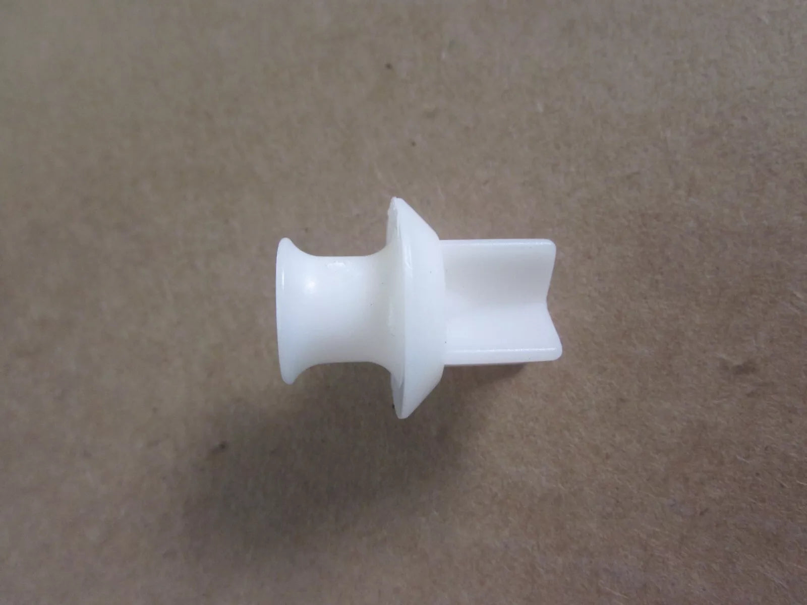 Mercruiser Valve Rec321027 For V6 Crossflow Engines - Reliable Performance