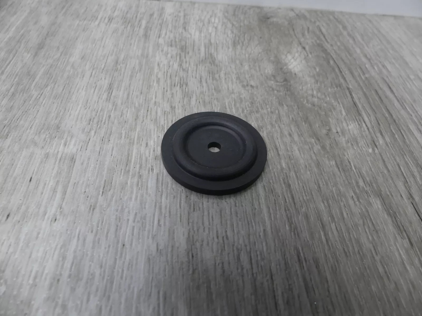 Mercruiser Valve Cup Rec321221 For V6 Crossflow Engines